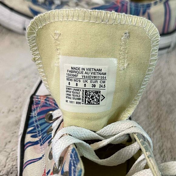 D10 Chuck Taylor All Star Converse Floral Canvas Sneakers, Size 8, Pre-owned - Picture 8 of 8